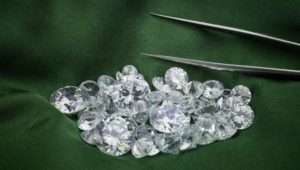 lab-diamonds-vs-natural-diamonds