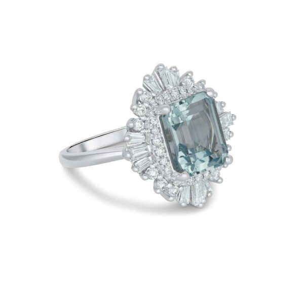 Aquamarine & Diamond Ring - Image 2