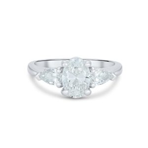 lab-grown-diamond-ring
